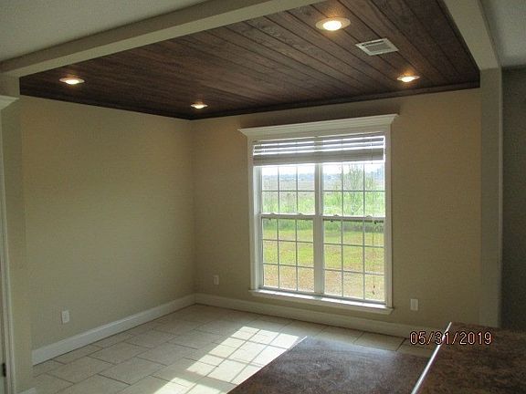 4th image of 3454 Greenhill Dr
