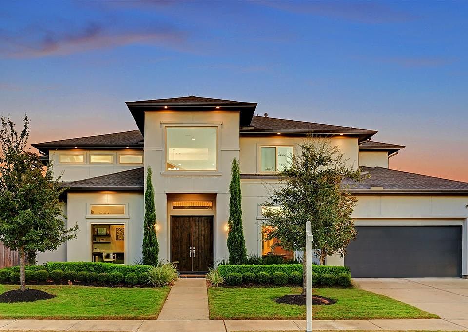 1st image of 3307 Scenic Falls Ln