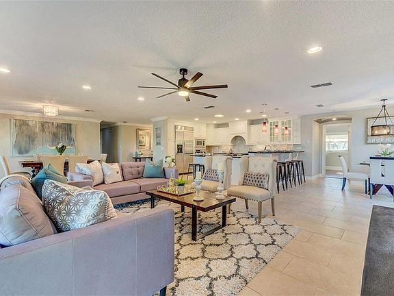 5th image of 5711 Bear Lake Cir