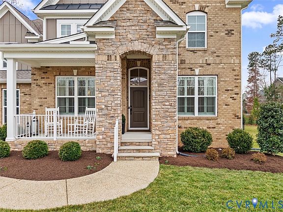 3rd image of 16507 Lambourne Rd