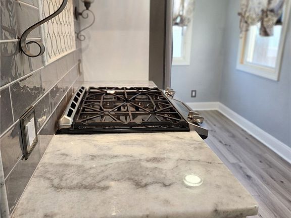 5th image of 7507 Whittington Dr