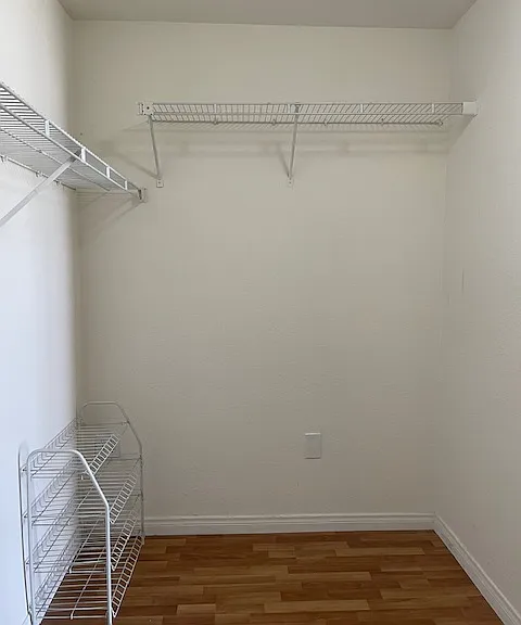Bedroom 1closet