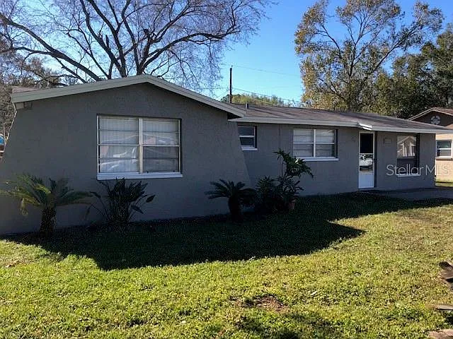 3222 Acacia St — Photo 1