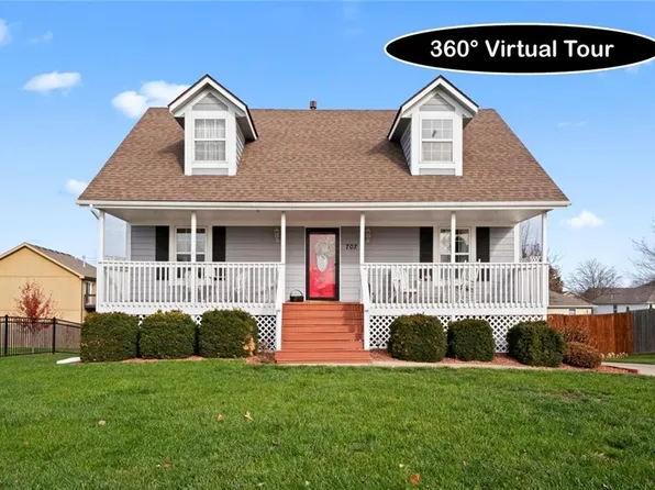 707 Henley Dr, Pleasant Hill, MO 64080