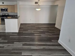 2451 Centergate Dr, Miramar, FL 33025