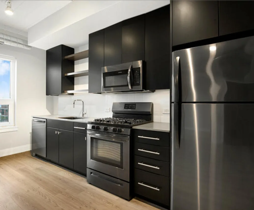 1 bed, 698 sqft, $2,600 — Photo 1