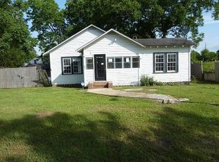 413 NE Central Ave, Blackshear, GA 31516