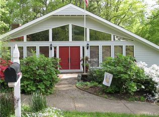 1900 Fawndale Dr, Raleigh, NC 27612