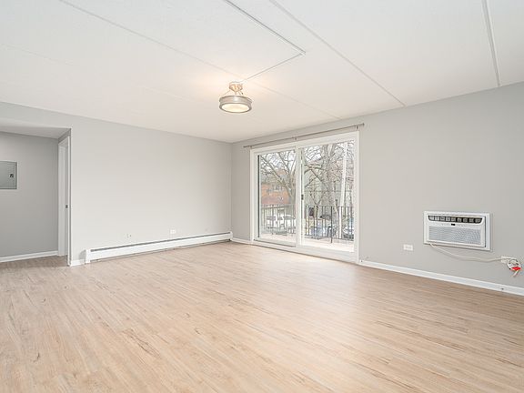 5th image of 21 S Waiola Ave #1