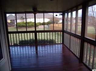 2748 SW Lagito Dr, Topeka, KS 66614