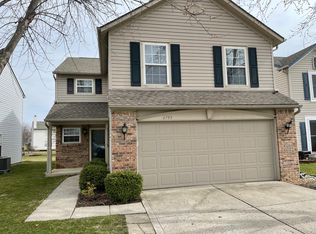 6755 Wimbledon Dr, Zionsville, IN 46077