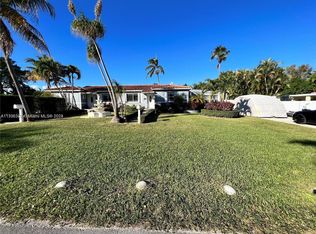 905 NE 111th St #905, Miami, FL 33161