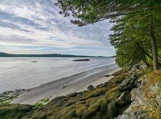 10 Kennebec Shores Rd, Phippsburg, ME 04562