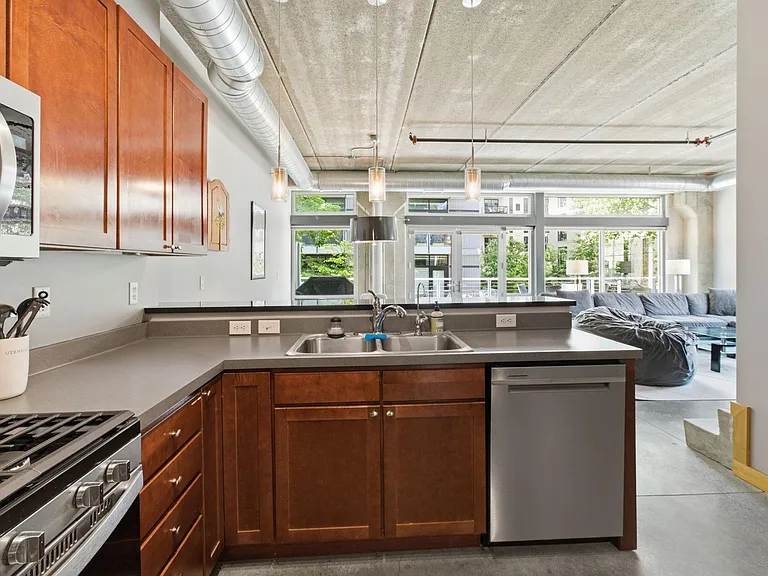 710 N 4th St #W114 — Photo 10