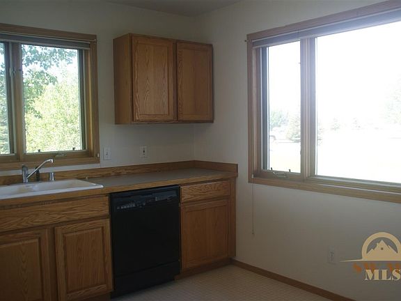 3rd image of 204 Granite Peak Ct