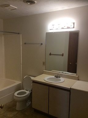 5th image of 210 S Silverwood Ln APT C