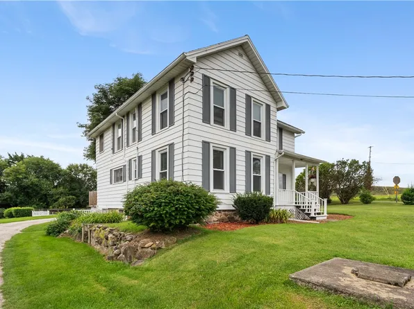 6281 Brownsville Rd, Farmington, NY 14425