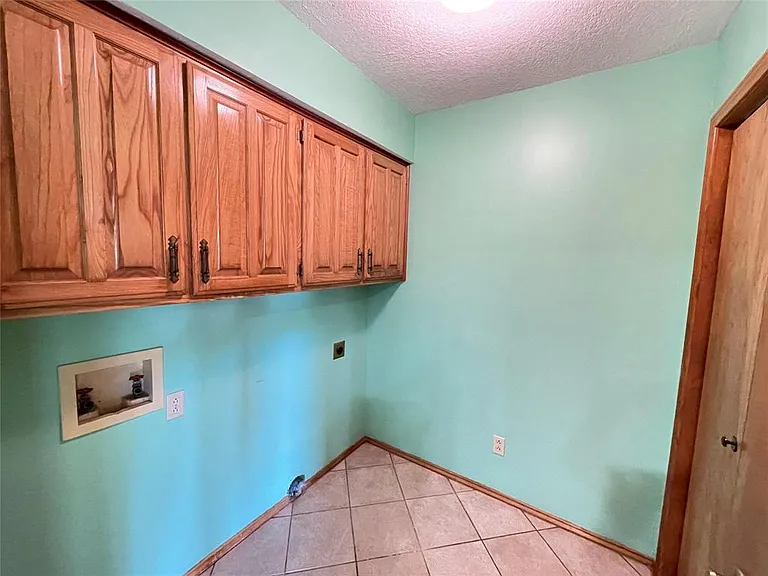 6340 Grauton Dr — Photo 19