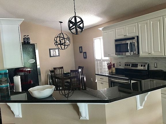 2nd image of 2916 Elbib Dr