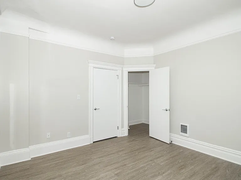 409 Laguna — Photo 13