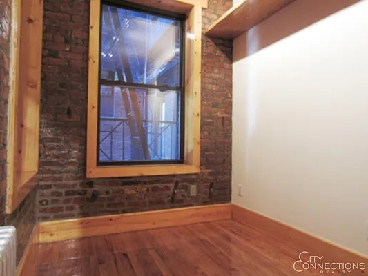 Rented by City Connections Realty | media 11