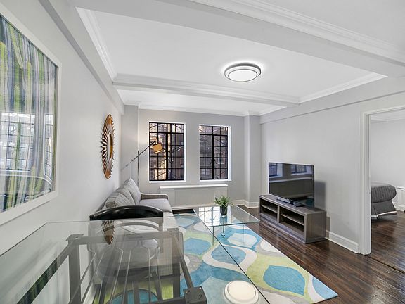 2nd image of 5 Tudor City Pl APT 1311