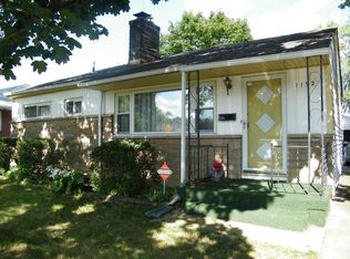 1192 Beechwood Rd, Columbus, OH 43227