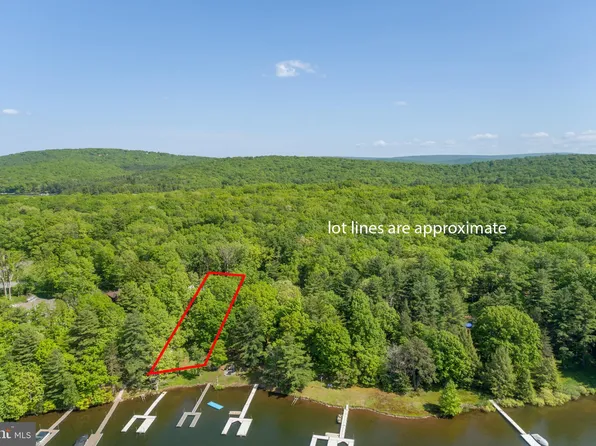 475 N Shore Dr, Swanton, MD 21561