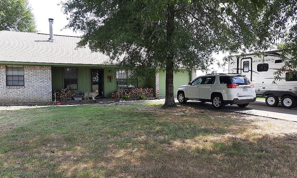 1st image of 809 County Road 4586