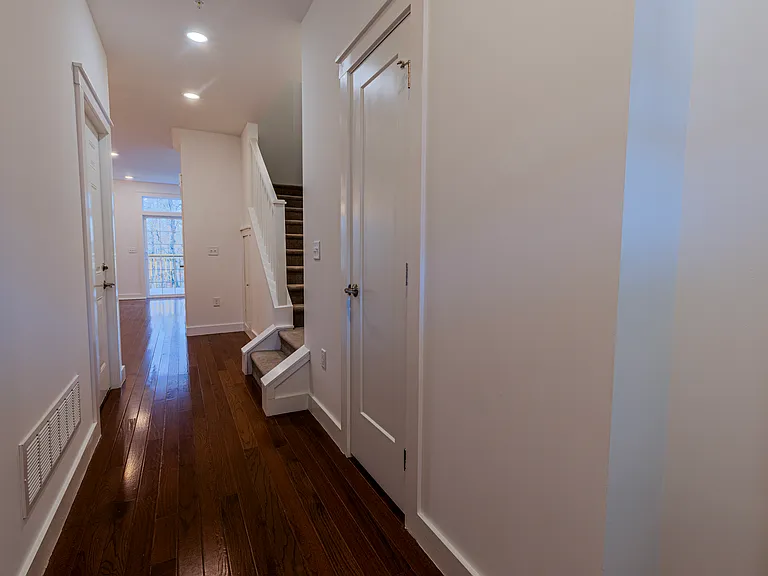 413 N Twin Lakes Blvd — Photo 11