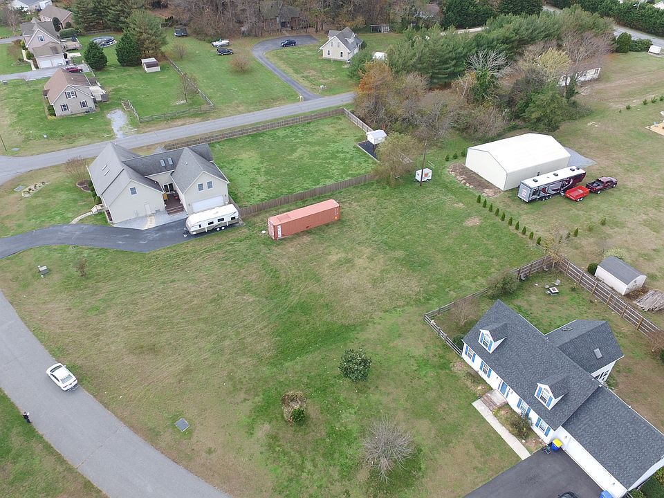 2nd image of 1- 203 Towne Ct