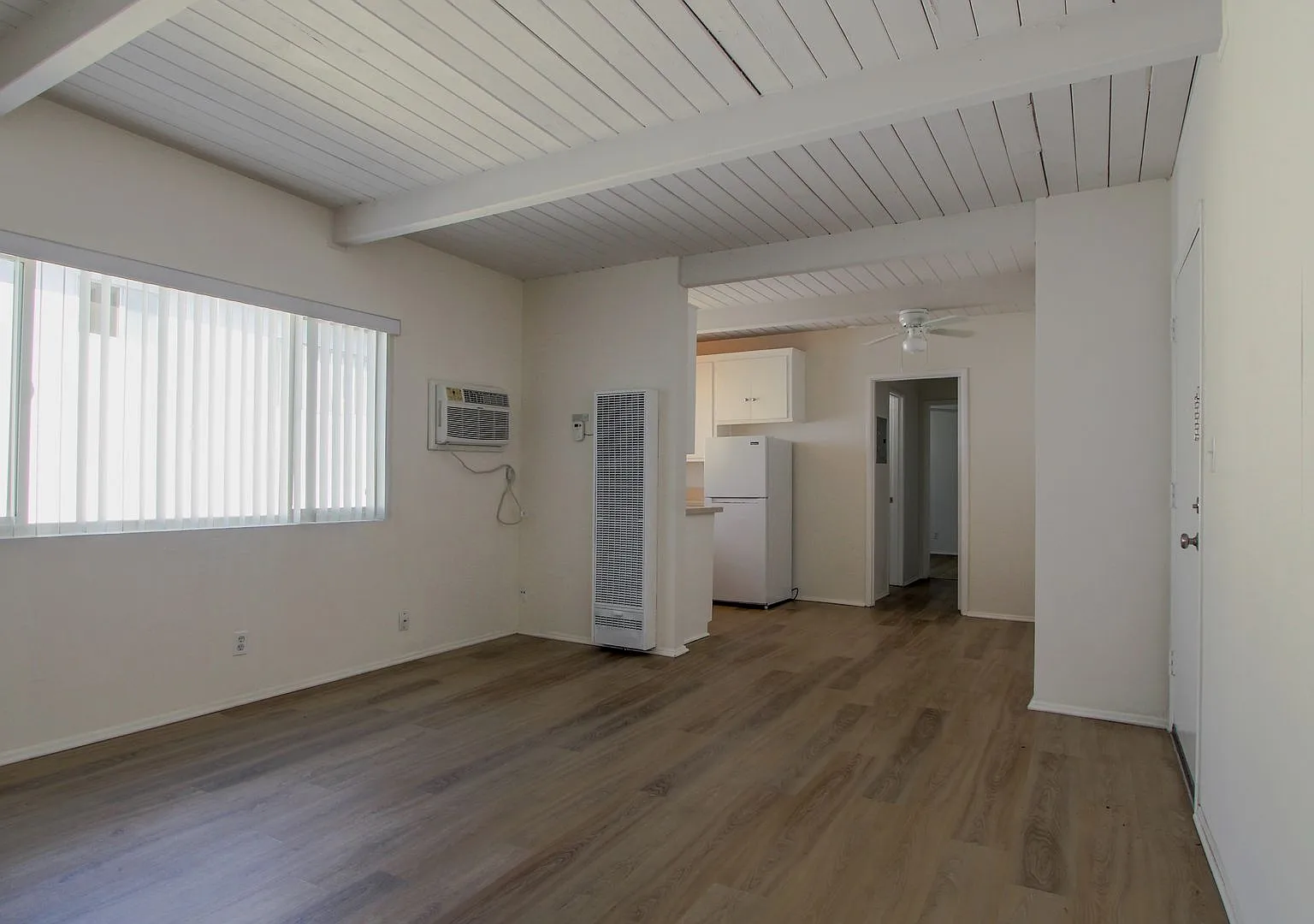 508 Hill Drive — Photo 3