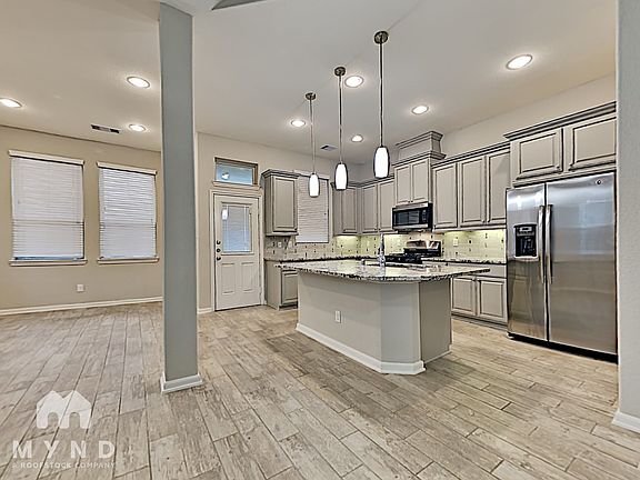 3rd image of 5567 Purple Meadow Ln