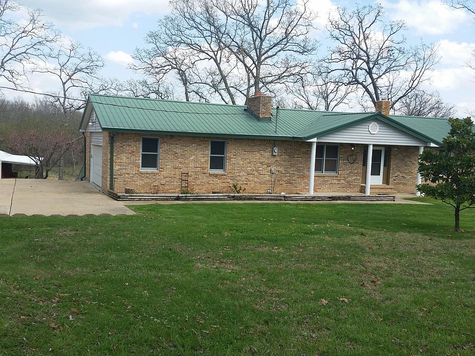 1450 sq' with full walk out basement