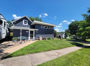 302 Hilltop Ave, Stanton, IA 51573