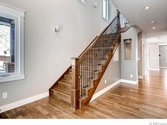 3rd image of 1076 Saint Paul St