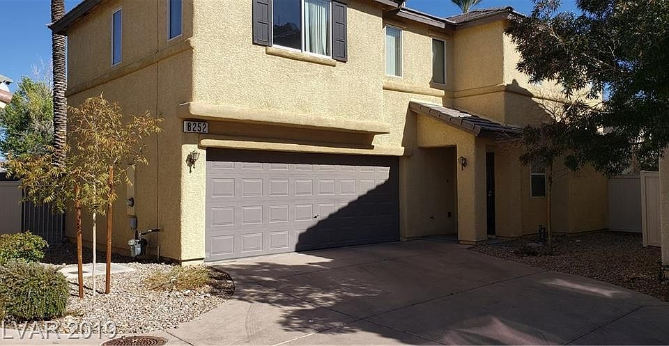 1st image of 8252 Wildwood Glen Dr