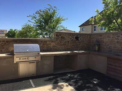 Common area patio with BBQ