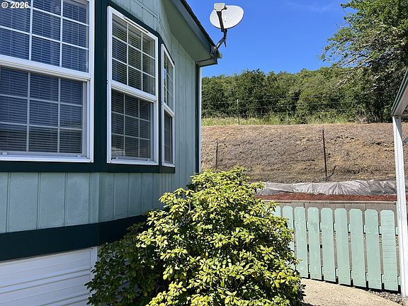 5th image of 909 Shadow Ranch Ln
