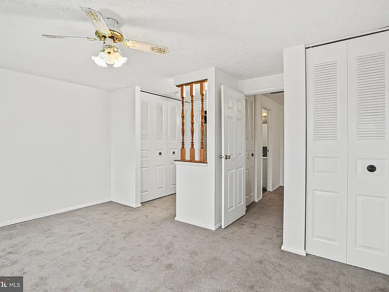 3525 Laurel View Ct — Photo 10