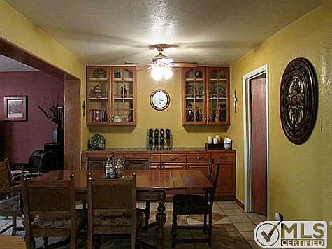 5th image of 449 De Soto Ave