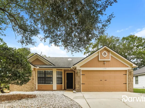 11538 W Sweetwater Oaks Dr, Jacksonville, FL 32223