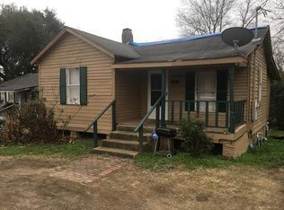 1014 Vine St, Vicksburg, MS 39180