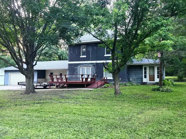 505 Chittenden St, Floyd, IA 50435