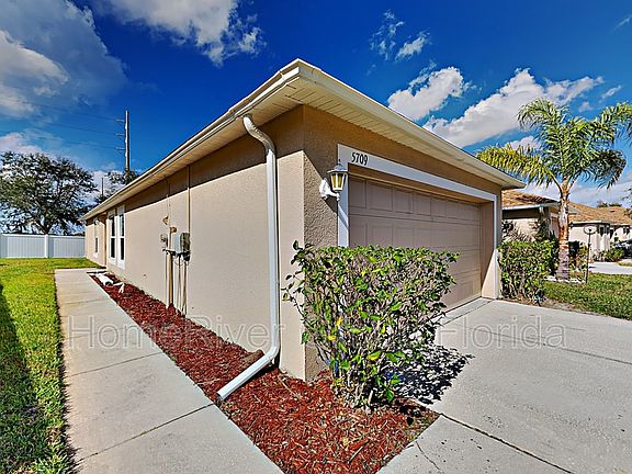 2nd image of 5709 Autumn Shire Dr