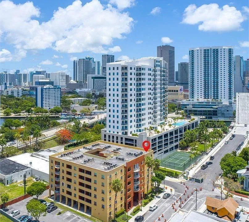 501 SW 1st St #7