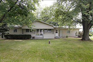1st image of 106 Flora Ln