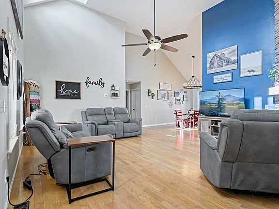 5th image of 3516 Heritage Green Way