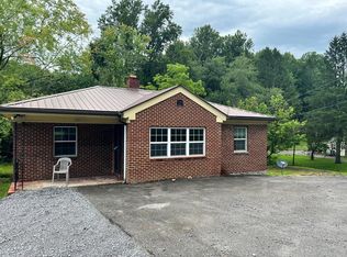 355 Lorton Lick Rd, Bluefield, WV 24701