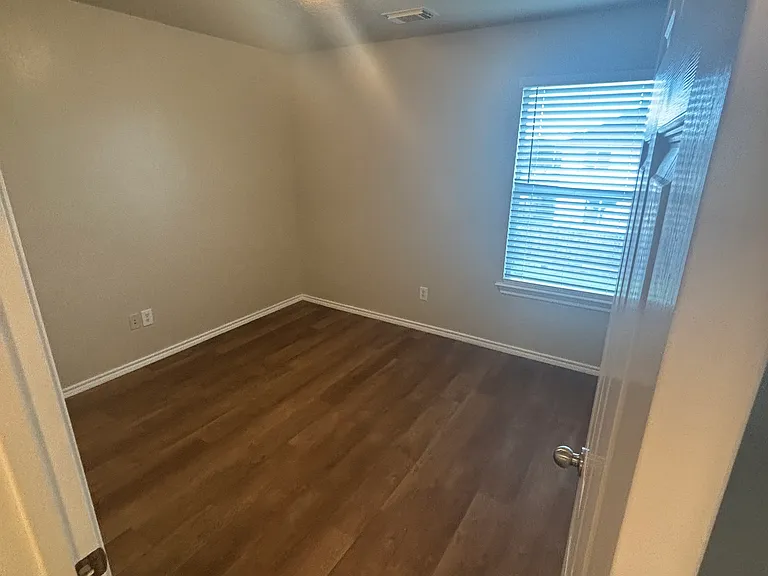 8805 Elm Drake Ln — Photo 16